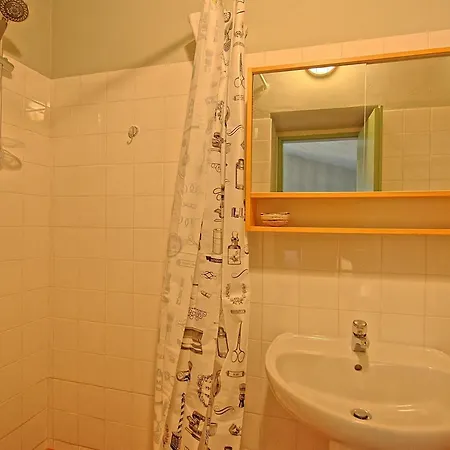 Vila Sleeps 10 Pool Air Con Wifi *